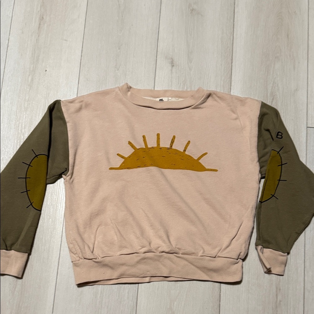 Bandy Buttin Kid’s Sunshine  Graphic Sweatshirt in Blush Pink and Olive size 8-9